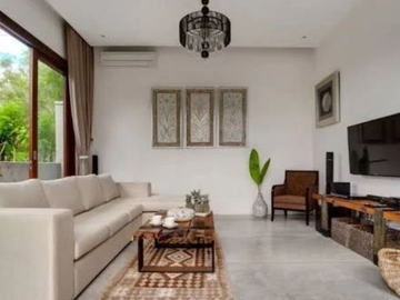 TROPICAL LUXURY OCEAN VIEW VILLA IN PECATU BADUNG