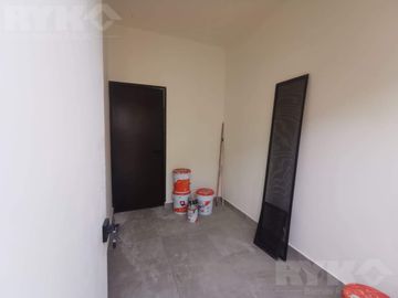 CASA EN VENTA EN FRACCIONAMIENTO PRIVADO AL SUR DE MONTERREY, EQUIPADA