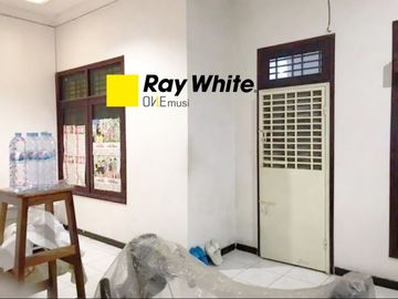 Rumah Griya Babatan Mukti, Wiyung, Surabaya