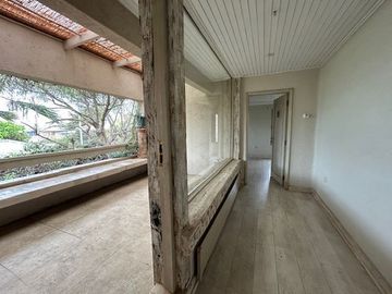 Casa en Venta en Propiedad única en centro histórico de Los Vilos. 2 casas con acceso independiente. Bodegón Cultural de Los Vilos