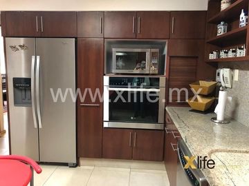 VENTA  CASA TIPO TOWN HOUSE, LOMAS DE CHAPULTEPEC