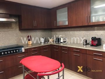 VENTA  CASA TIPO TOWN HOUSE, LOMAS DE CHAPULTEPEC