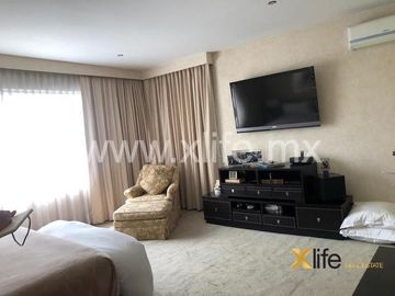 VENTA  CASA TIPO TOWN HOUSE, LOMAS DE CHAPULTEPEC
