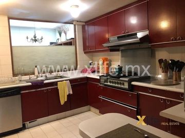 VENTA  CASA TIPO TOWN HOUSE, LOMAS DE CHAPULTEPEC
