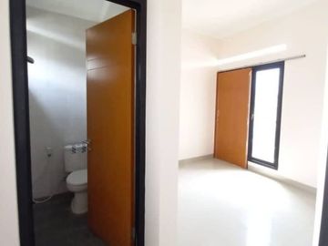 Jual rumah murah mewah cantik rasa villa sejuk asri di pasir Impun dkt Transmall
