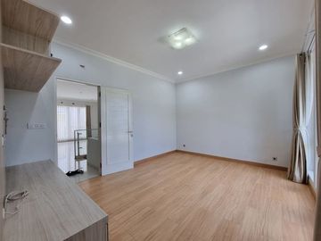 DIJUAL CEPAT RUMAH BAGUS SIAP HUNI DI FERONIA PARK ALAM SUTERA