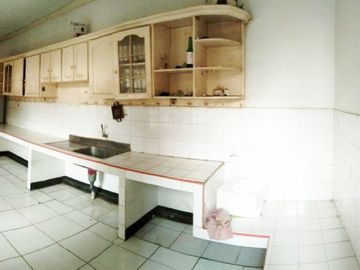 rumah dijual di kebayoran lama dekat dengan stasiun