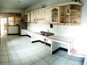 rumah dijual di kebayoran lama dekat dengan stasiun
