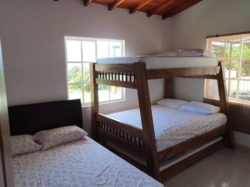 Te vendo esta lujosa y hermosa finca bien barata en Copacabana.
