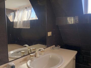 La Imprenta- Excelente Duplex. Amplios ambientes. Toda la Luz