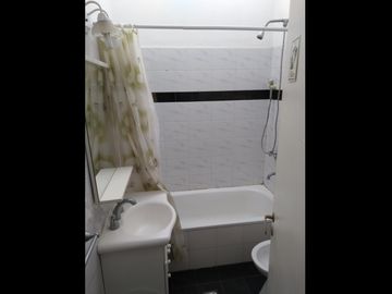 Casa  en Venta Villa Luzuriaga / La Matanza (B012 71)