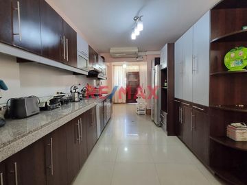 1️⃣ VIVE EN EL MEJOR CONDOMINIO DE PIMENTEL 🏡✨
📍 Condominio Alameda Country Club – Seguridad 24/7 y exclusividad en cada rincón.

🔹 Primer piso:
✅