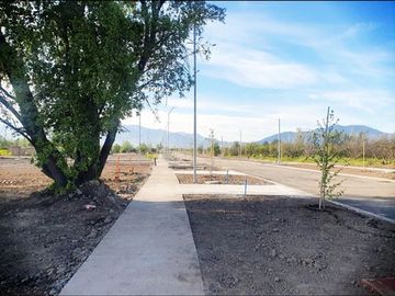 Sitio en Venta en Ramon Subercaseaux 1200 cercano a calle los Almendros
