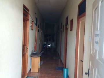 Rumah Kost Kostan Persis Belakang McD Kebon Jeruk