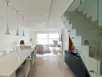 Duplex en Miami Bvar. 4 dormitorios 5 baños  - Playa Mansa