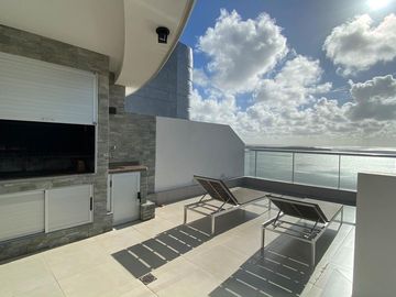 Duplex en Miami Bvar. 4 dormitorios 5 baños  - Playa Mansa