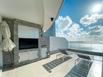 Duplex en Miami Bvar. 4 dormitorios 5 baños  - Playa Mansa