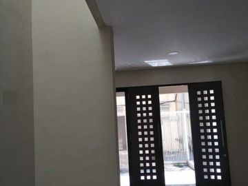 Rumah Panjang Jiwo (UBAYA) Mewah Harga Murah