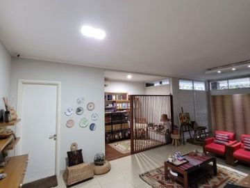 Rumah Ada Swiming Pool di Kebayoran Bintaro Jaya 8467