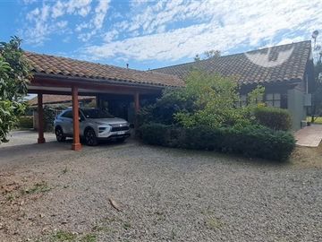 Parcela de 5.159 m con Piscina y Quincho Cerrado