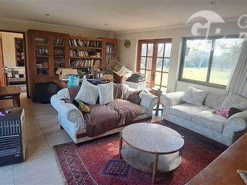 Parcela de 5.159 m con Piscina y Quincho Cerrado