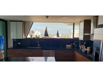 Venta Departamento de lujo frente al mar edf. Poseidón Manta Ecuador.
