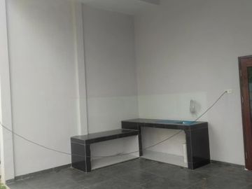 siap huni di jual cepat lokasi di jl duyung - nangka ,3 menit ke jl sudirman