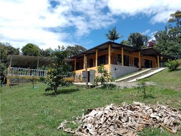 SE VENDE PARCELA 2.000 MTS2 EN LOMA DE LÚLIGO POR LA ENTRADA VEREDA CALIBIO A UN KM DE LA VIA PRINCIPAL PANAMERICANA POPAYAN CALI