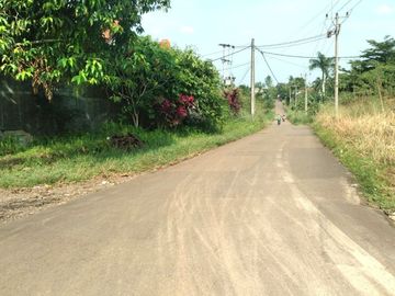 Tanah Strategis 700 m Jalan Raya Bomang