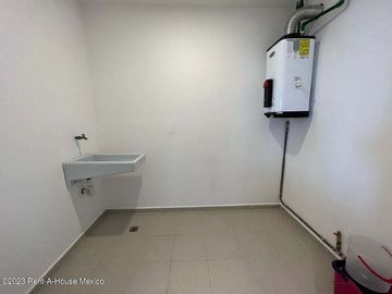 Altos de Juriquilla departamento equipado en VENTA de 132 mts2 GPT4011