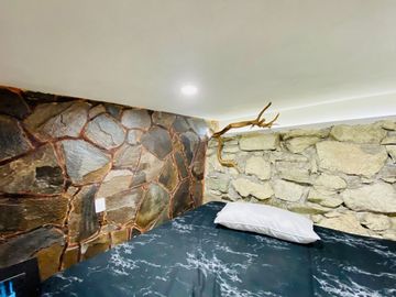 Hermosa cabaña en venta  dentro de residencial boscoso