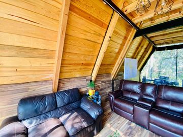 Hermosa cabaña en venta  dentro de residencial boscoso