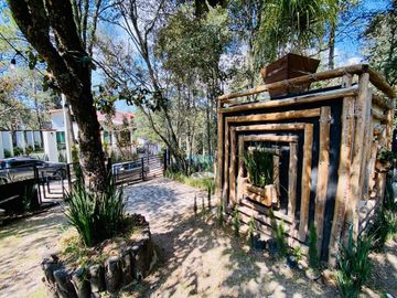 Hermosa cabaña en venta  dentro de residencial boscoso