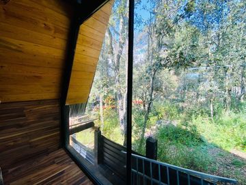 Hermosa cabaña en venta  dentro de residencial boscoso