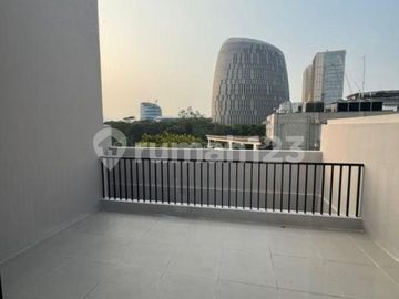 Ruko 4 Lantai Strategis di Pinggir Jalan Gading Serpong