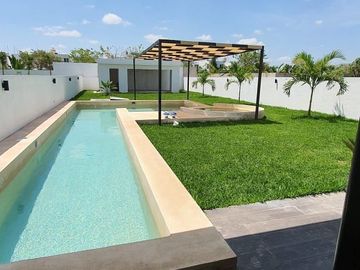 CASA EN VENTA EN DZTYA