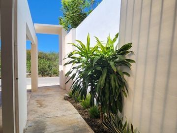 CASA EN VENTA EN DZTYA