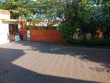 Dijual Rumah Usaha Raya Kertajaya Indah, Cocok Buat Home Stay, Surabaya Timur