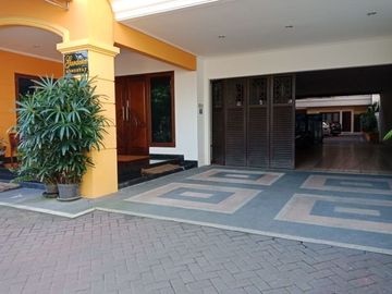 Dijual Rumah Usaha Raya Kertajaya Indah, Cocok Buat Home Stay, Surabaya Timur