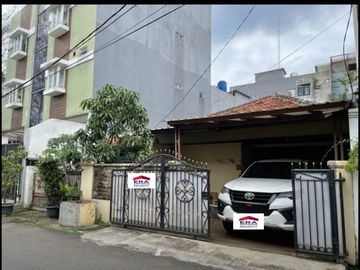 DIJUAL RUMAH (Siap Huni) LINGKUNGAN ASRI BEBAS BANJIR DI BUNGUR KEBAYORAN LAMA JAKARTA SELATAN