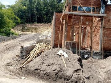 RUMAH DI SEDAYU JOGJA, DEPAN PERTAMINA REWULU, MURAH BAGUS