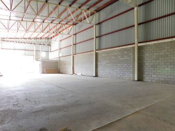 bodega en arriendo/venta en juan mina. Cod V92064