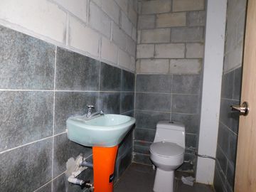 bodega en arriendo/venta en juan mina. Cod V92064