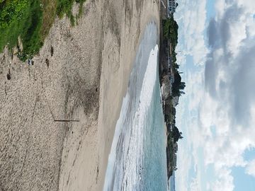 Ballenita Ocean Front Home- Direct Beach Access: Se Vende Casa Frente al Mar en Ballenita