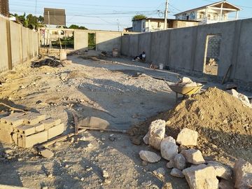 Ballenita Ocean Front Home- Direct Beach Access: Se Vende Casa Frente al Mar en Ballenita