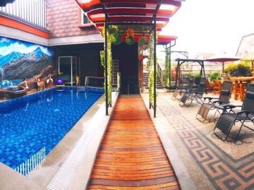 Villa Cafe + Pool 16 Kamar Luas 630 di kota Batu Malang