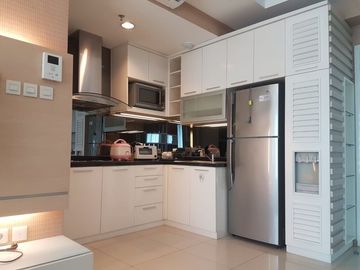 DISEWA HEIGHTS APARTEMEN (FURNISH) GANDARIA DI JL. KH SYAFI'I HADZAMI GANDARIA JAKARTA SELATAN