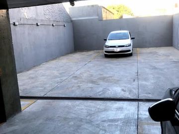 VENTA DEPARTAMENTO 2 AMB  A ESTRENAR CON BALCON Y COCHERA BANFIELD