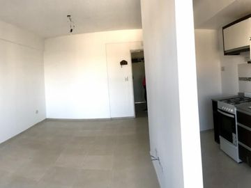 VENTA DEPARTAMENTO 2 AMB  A ESTRENAR CON BALCON Y COCHERA BANFIELD