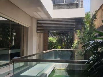Rumah Mewah Minimalis Di Perumahan Regency 21 Surabaya